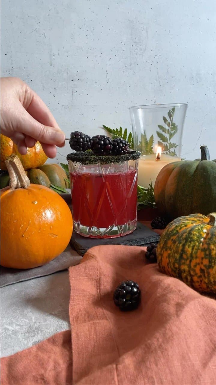 This season’s most delicious drinks! Follow @happyhoneykitchen for easy to make cocktails at home 🍸🍹🥂

1. Dark & Stormy
2. Apple Cider Margarita
3. Witches Brew Margarita
4. Aperol Gin Cocktail
5. Chocolate Martini
Find all recipes in the link in my bio at HappyHoneyKitchen.com

#halloween2022 #cocktailrecipes #happyhour #drinksdrinksdrinks #drinksathome #mixology #fallcocktails #cocktails #homebartender #cheerstotheweekend #cocktailsofinstagram #tequilacocktails #tequila #vodka #vodkacocktail #margarita #whiskey #gin #gincocktails #houstonfoodie